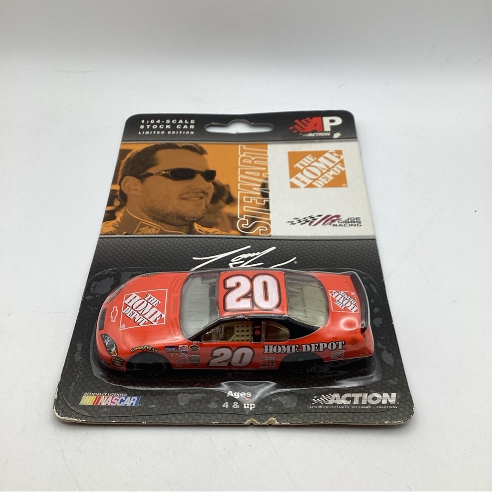Pit Stop Tony Stewart Home Depot 1:64 Stock Car #20 New In Package - Picture 3 of 7